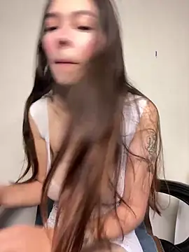 Aleska Miami online show from 04-23-26, 02:41