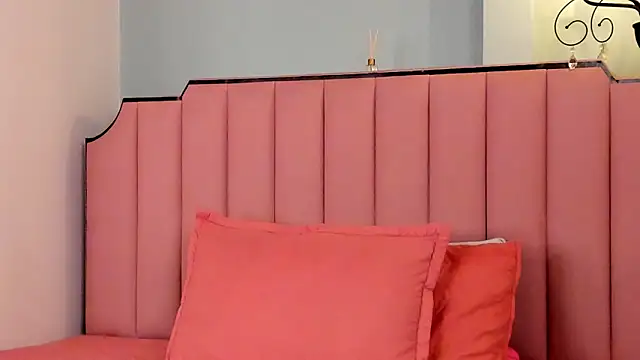 KarenSims online show from 02-12-26, 02:12