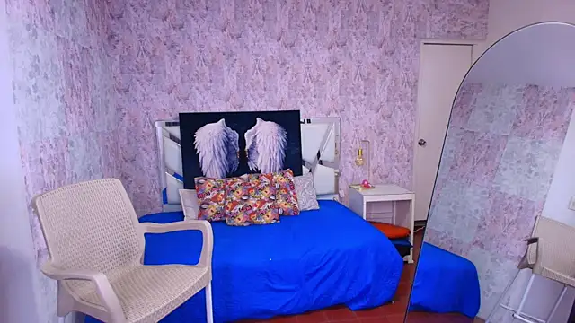 Snapshot of blondie_lover69 chatting on 09-14-25, 08:41 blondie lover69 online show from 09-14-25, 08:41