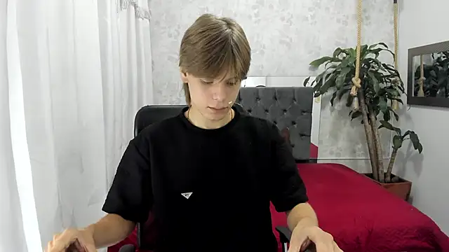 Snapshot of blondie_lover69 chatting on 09-20-25, 07:59 blondie lover69 online show from 09-20-25, 07:59