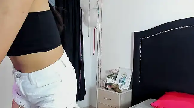 Cleo Hott online show from 03-22-25, 04:14