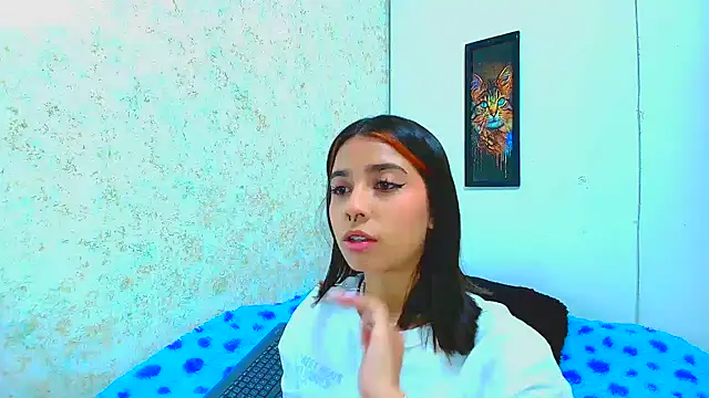 Snapshot of Rousse_violett chatting on 03-07-25, 07:27 Rousse violett online show from 03-07-25, 07:27