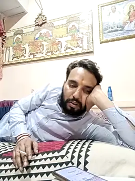 Rajasthani-boy online show from 03-01-25, 02:34