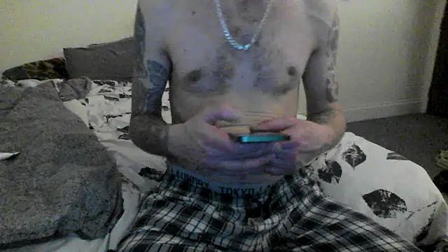 Snapshot of allnaked00 chatting on 02-26-26, 01:26 allnaked00 online show from 02-26-26, 01:26