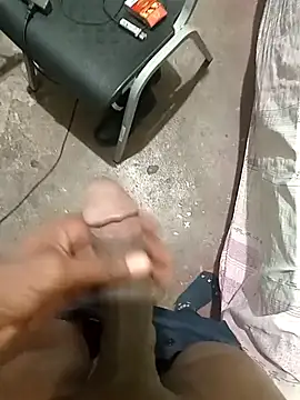 Snapshot of mario0212 chatting on 09-18-25, 04:14 mario0212 online show from 09-18-25, 04:14