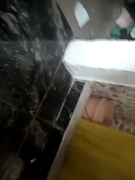 Snapshot of mario0212 chatting on 11-21-25, 03:54 mario0212 online show from 11-21-25, 03:54