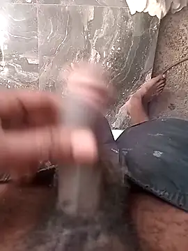 Snapshot of mario0212 chatting on 12-04-25, 12:47 mario0212 online show from 12-04-25, 12:47