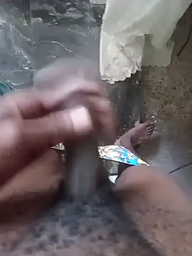 Snapshot of mario0212 chatting on 12-05-25, 03:52 mario0212 online show from 12-05-25, 03:52