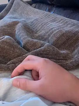 young18dick  online show from 01-09-25, 07:31