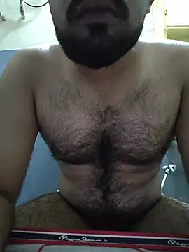 Snapshot of 13lusty chatting on 06-18-26, 03:40 13lusty online show from 06-18-26, 03:40