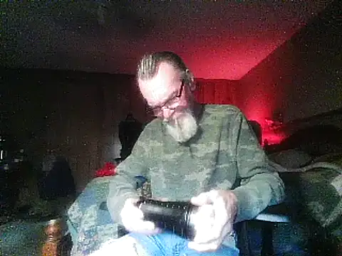 Snapshot of Aldick68 chatting on 03-08-25, 10:45 Aldick68 online show from 03-08-25, 10:45