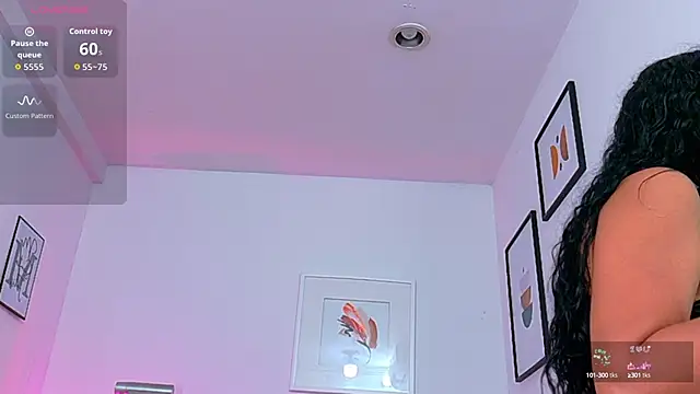 Snapshot of hotiergirl chatting on 10-13-25, 12:16 hotiergirl online show from 10-13-25, 12:16