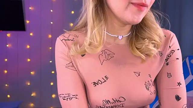 Mercedes Robinson online show from 09-11-25, 04:51