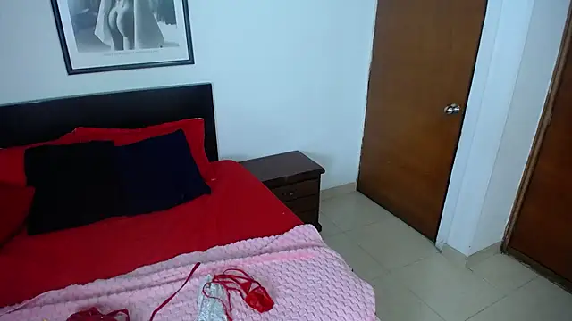  Daniela hot 1 online show from 01-19-25, 08:50