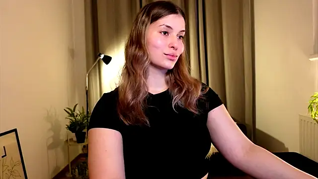 ShyHotNerd online show from 01-13-25, 05:33