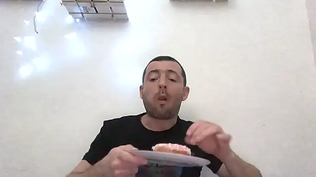 Snapshot of SeX_roomX chatting on 02-26-25, 12:38 SeX roomX online show from 02-26-25, 12:38