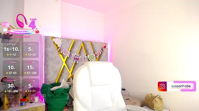 SussanHottye1  online show from 11-22-25, 10:14