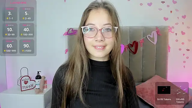 Dahlia Rousse online show from 03-04-25, 08:05