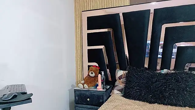 SolEvanss online show from 09-09-25, 11:10