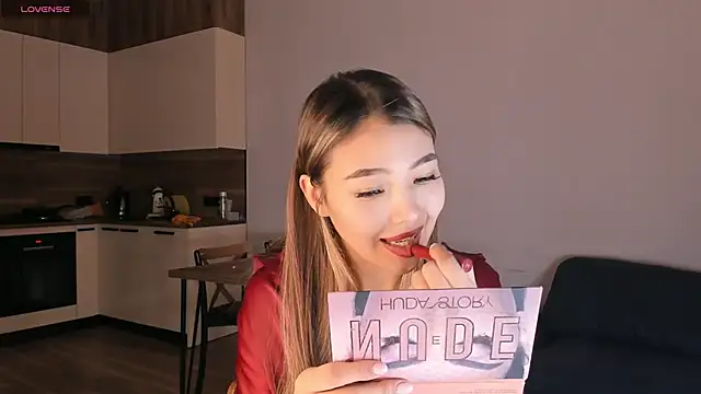 Snapshot of mirann chatting on 03-15-25, 01:29 mirann online show from 03-15-25, 01:29