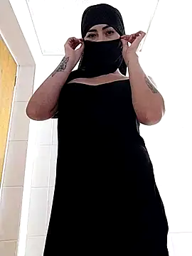 taylorsmiiith  online show from 02-10-25, 07:17