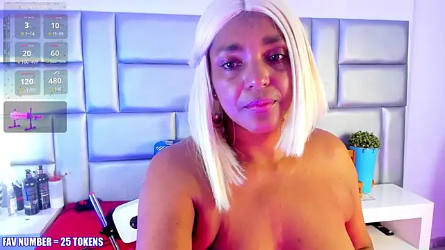 LovelyNickii online show from 11-23-25, 01:22