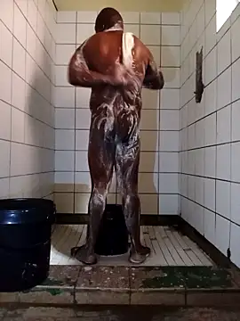 Dube501 online show from 10-27-25, 05:44