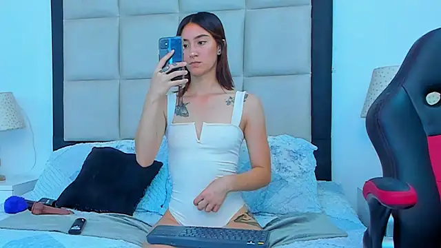 Snapshot of MeganPresleyy chatting on 01-23-25, 03:01 MeganPresleyy online show from 01-23-25, 03:01