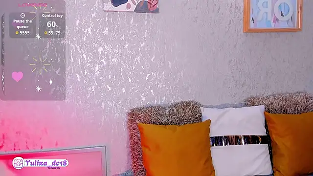 Luxury Woman online show from 02-18-26, 02:51