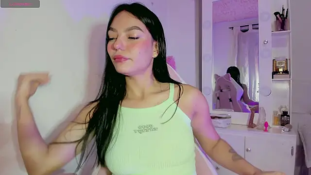 Snapshot of Alana_ponsee chatting on 03-21-25, 06:27 Alana ponsee online show from 03-21-25, 06:27