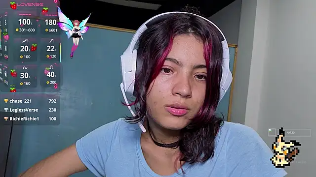 Lovelyamyy online show from 09-19-25, 03:41