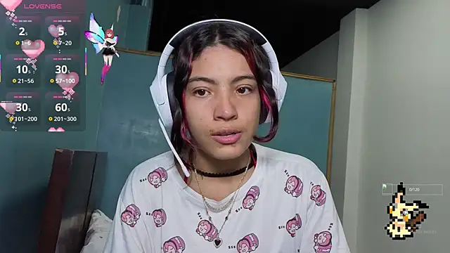 Lovelyamyy online show from 10-23-25, 10:19