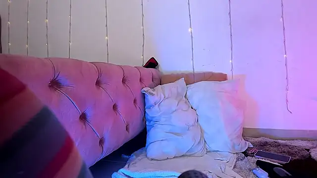 Sophie Heart online show from 02-09-25, 06:33