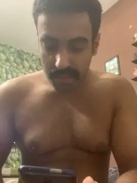 vaibhavchugh38 online show from 01-12-25, 12:01