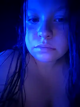 Snapshot of Laurajade9 chatting on 01-09-25, 02:40 Laurajade9 online show from 01-09-25, 02:40