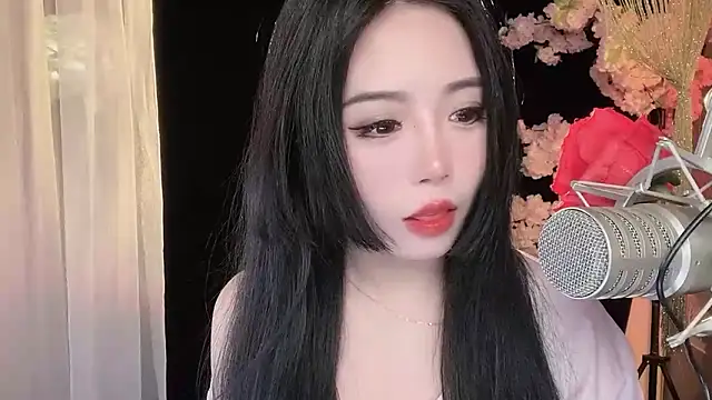 ying-love520 online show from 02-04-25, 02:10