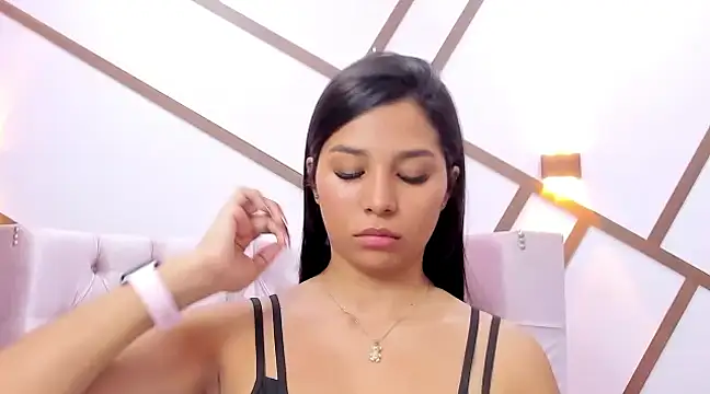 CharlotteGraay online show from 01-23-25, 01:41