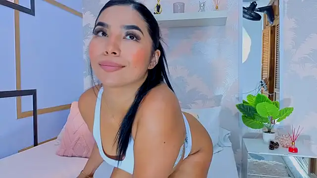 CharlotteGraay online show from 01-13-26, 07:52