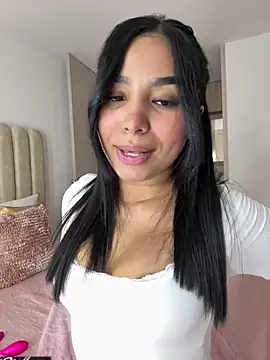 CharlotteGraay online show from 04-05-26, 09:34