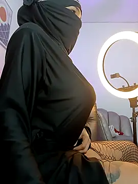 azahara faraah online show from 10-13-25, 06:19