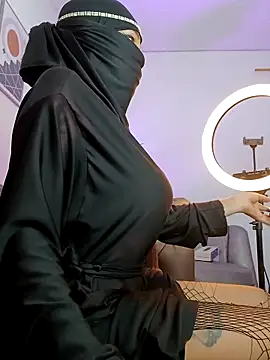 azahara faraah online show from 10-24-25, 06:26