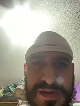 Snapshot of leonardohot1987 chatting on 01-11-25, 06:35 leonardohot1987 online show from 01-11-25, 06:35