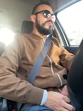 Snapshot of leonardohot1987 chatting on 01-16-25, 02:51 leonardohot1987 online show from 01-16-25, 02:51