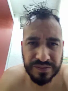 Snapshot of leonardohot1987 chatting on 03-13-25, 02:27 leonardohot1987 online show from 03-13-25, 02:27