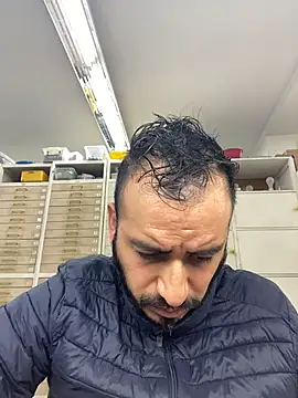 leonardohot1987 online show from 02-10-26, 06:34