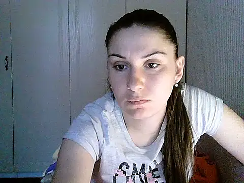 Snapshot of Yuliia30 chatting on 12-14-25, 12:10 Yuliia30 online show from 12-14-25, 12:10