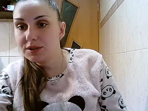 Yuliia30 online show from 04-17-26, 08:01