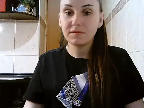 Yuliia30 online show from 05-13-26, 03:42