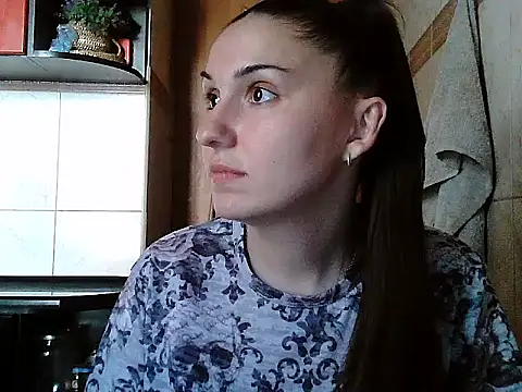 Yuliia30 online show from 06-05-26, 02:12