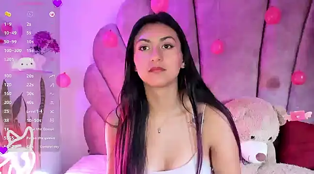 Snapshot of sweetfoxy_17 chatting on 02-11-25, 05:18 sweetfoxy 17 online show from 02-11-25, 05:18